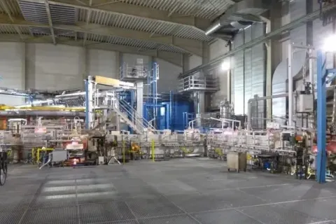 AP Sensing DTS 為 400 年德國頂級玻璃廠打造無盲區熱監控系統